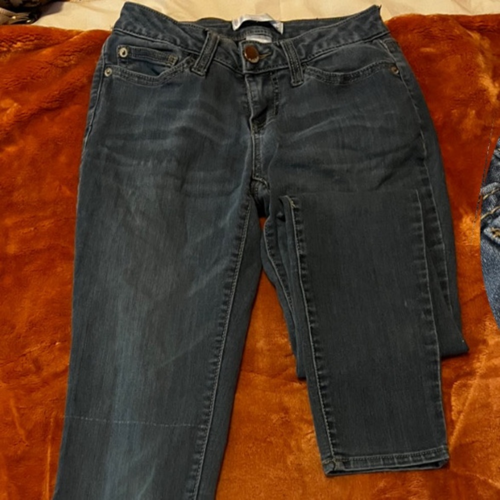 No boundaries. Size 5